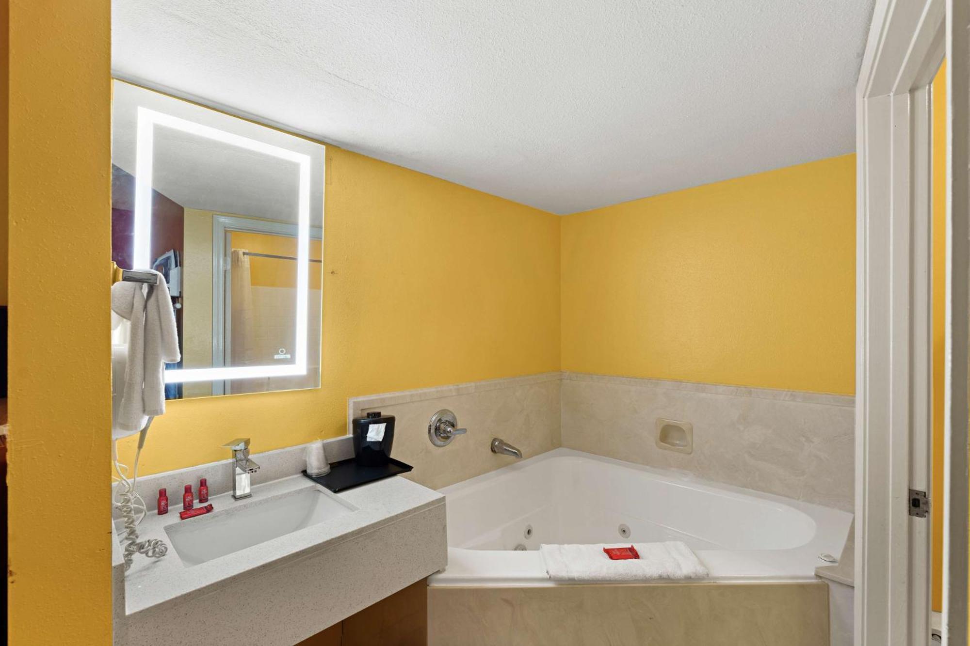 Surestay By Best Western Gulfport Exterior foto